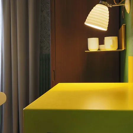 Josephine By Happyculture Párizs