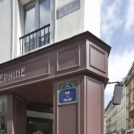 Josephine & By Happyculture パリ