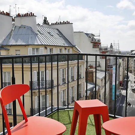 Josephine By Happyculture 4*